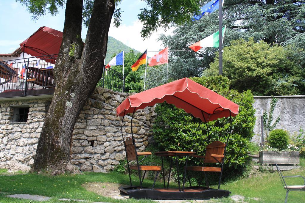 Hotel La Torre Кастильоне-д'Интельви Экстерьер фото